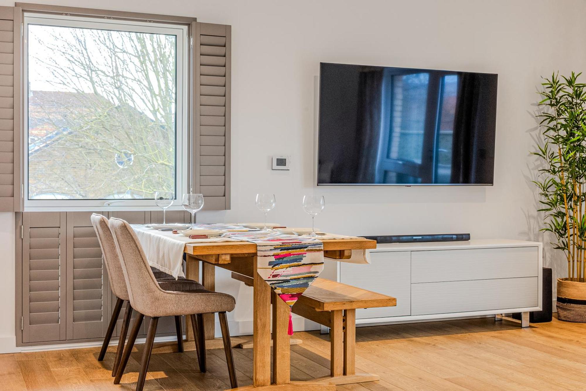 Spacious 2br With Balcony In Camberwell London
