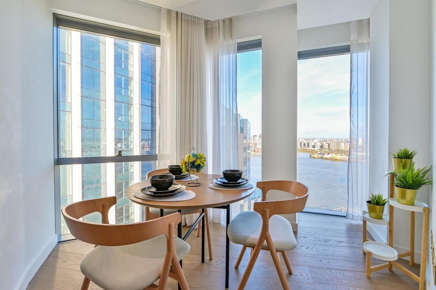 Shyluxe Apartment