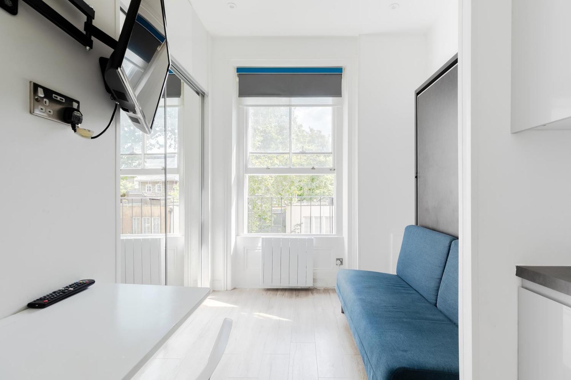 Prime Vision Living - Hyde Park *
