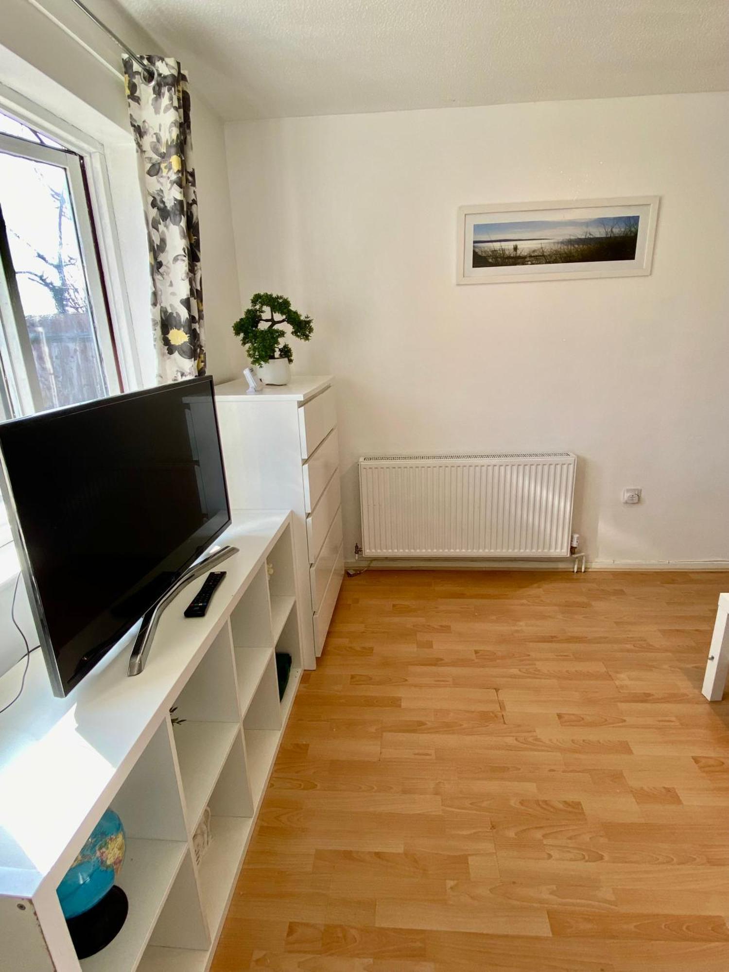 Cosy 3 Bedroom House Near Stratford,olympic Park, E15 Apartment London