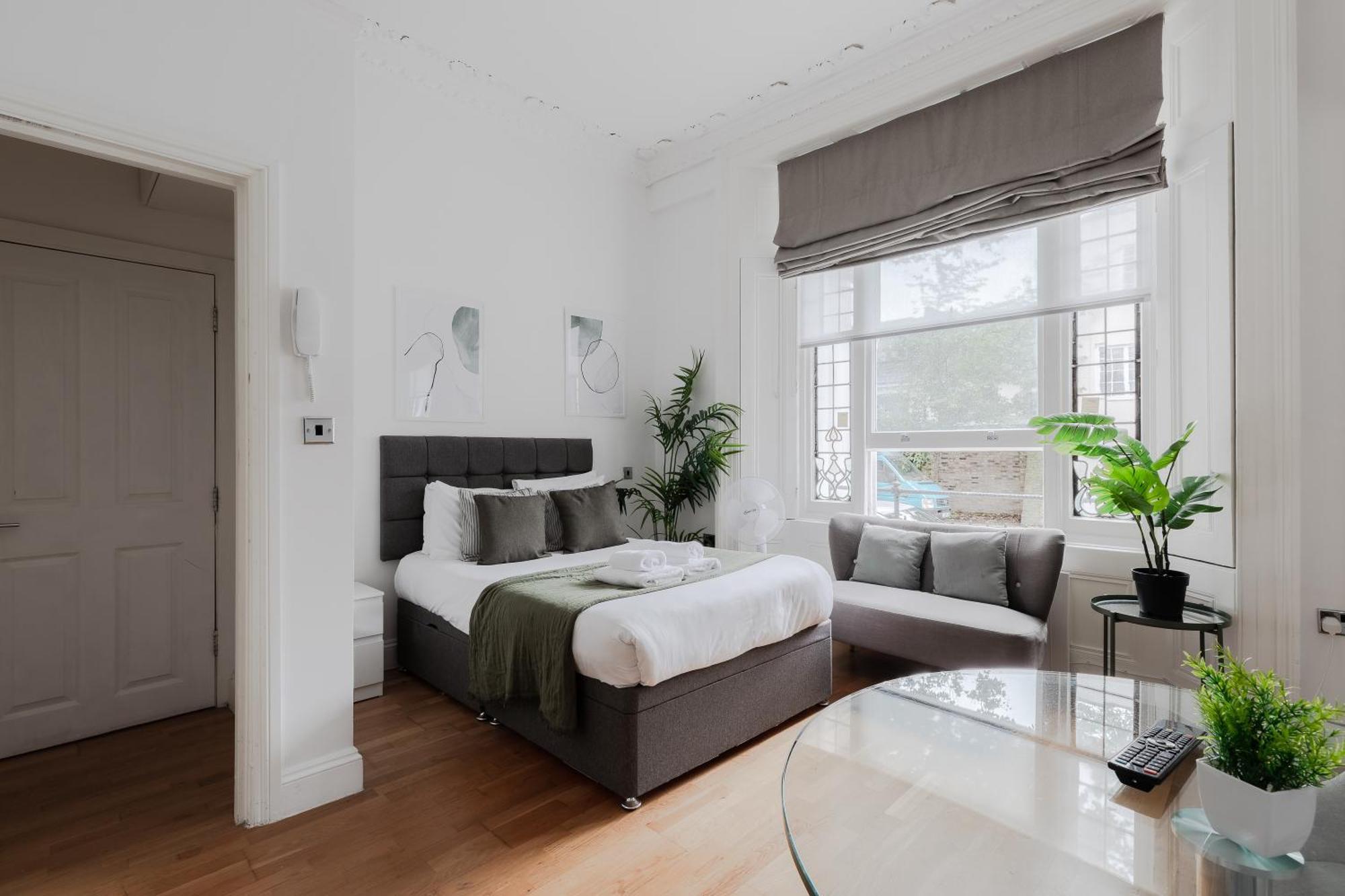 Prime Vision Living - Hyde Park * London