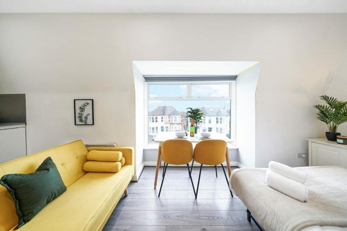 Apartment Spacious In Lanes London