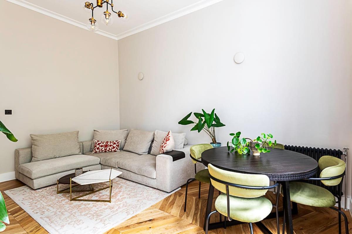 Well-decorated Notting Hill Flat Apartment
