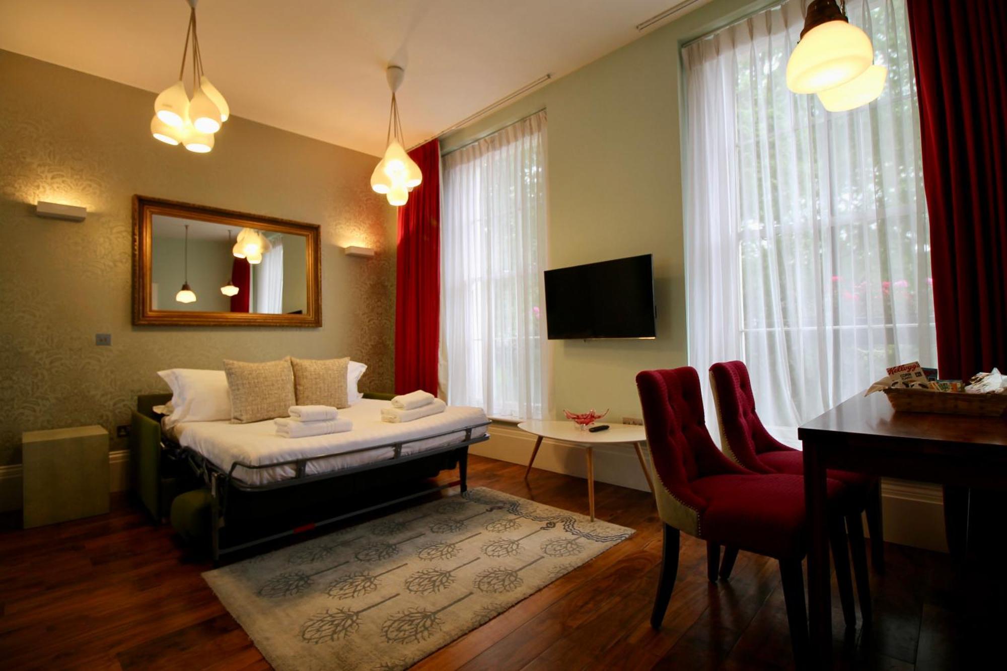 Apartment Residences At The Gyle -