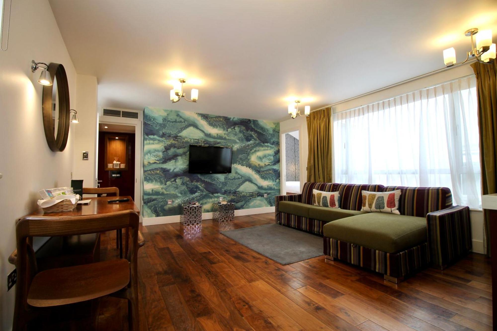 Apartment Residences At The Gyle - *