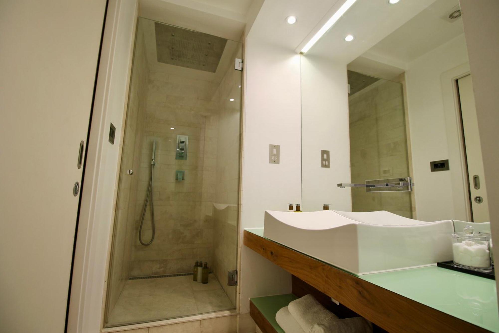 Apartment Residences At The Gyle - *