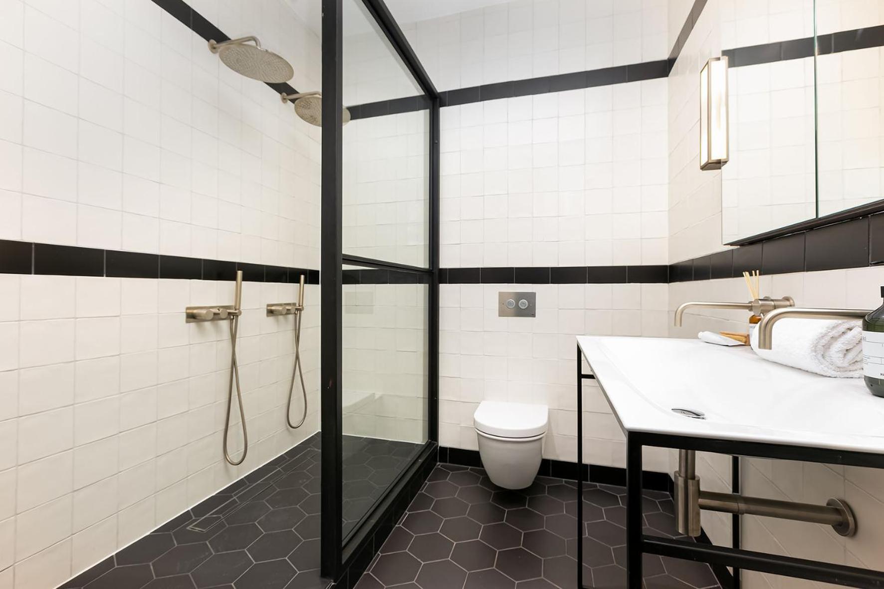 Apartment Shh! Oxford St Dream-come-true Fam Design Hot Spot London
