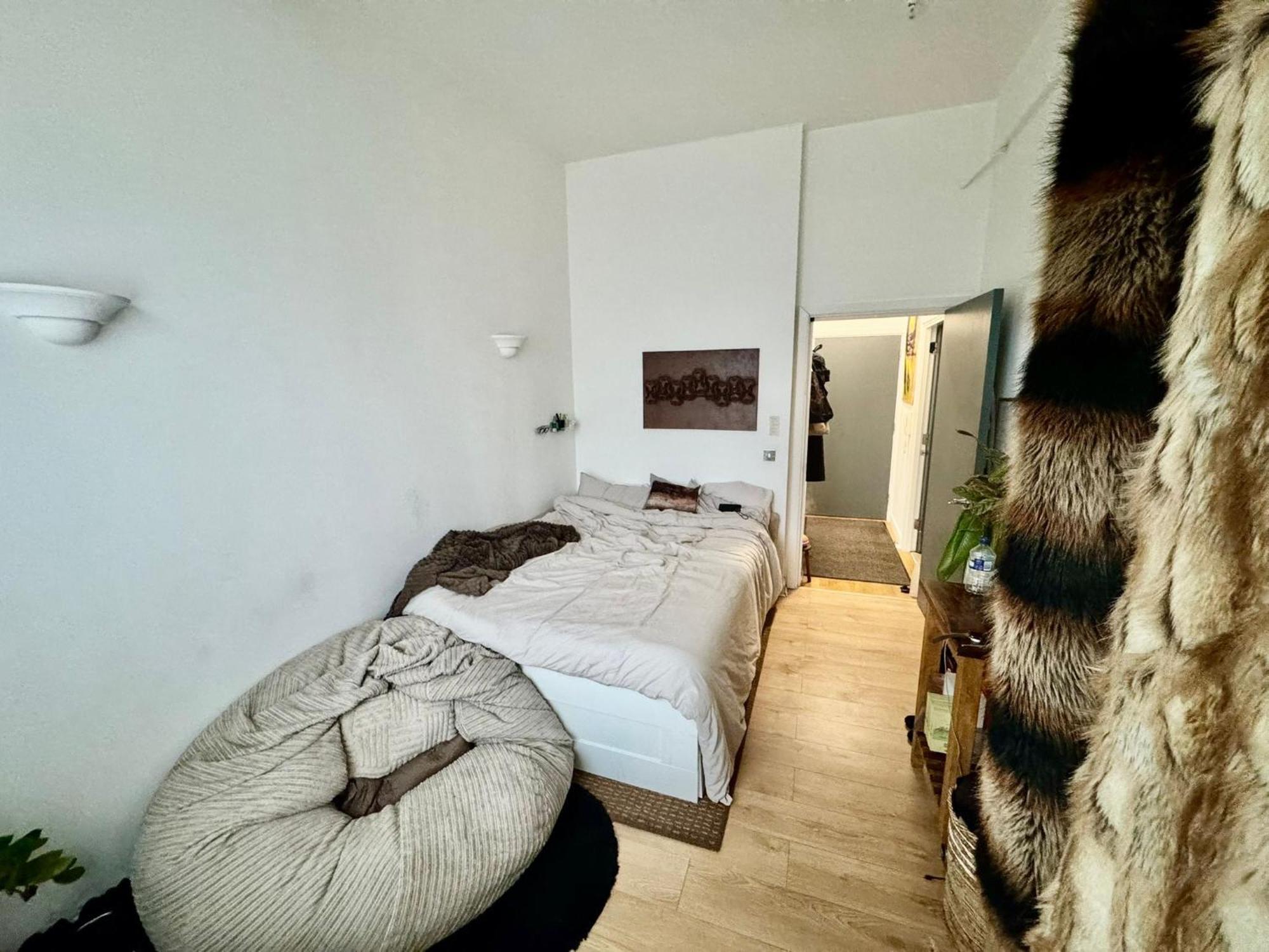 Cosy Private With Shared Bathroom Facilities Guest house