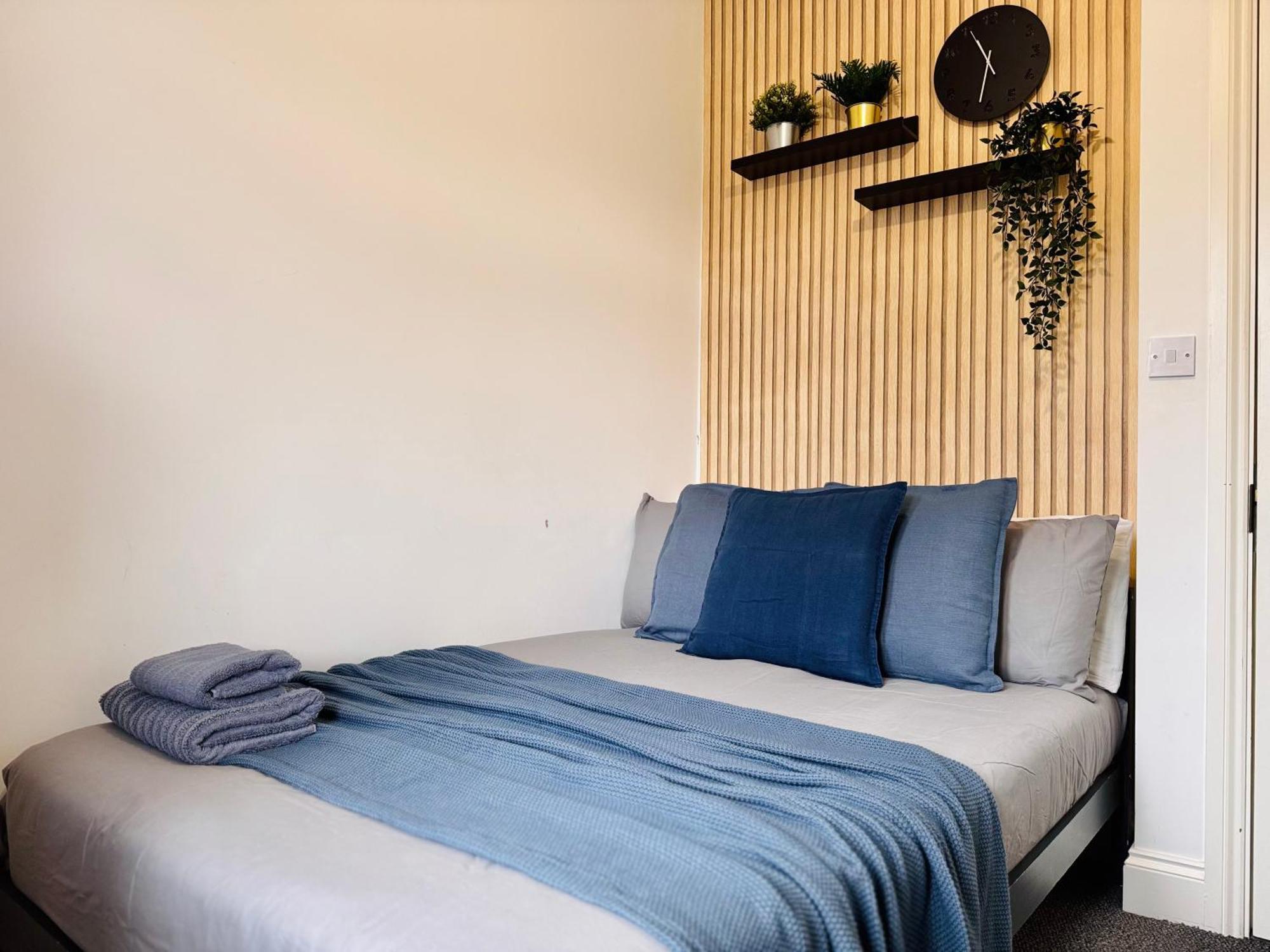 Convenient 2-bed 30min To Apartment *