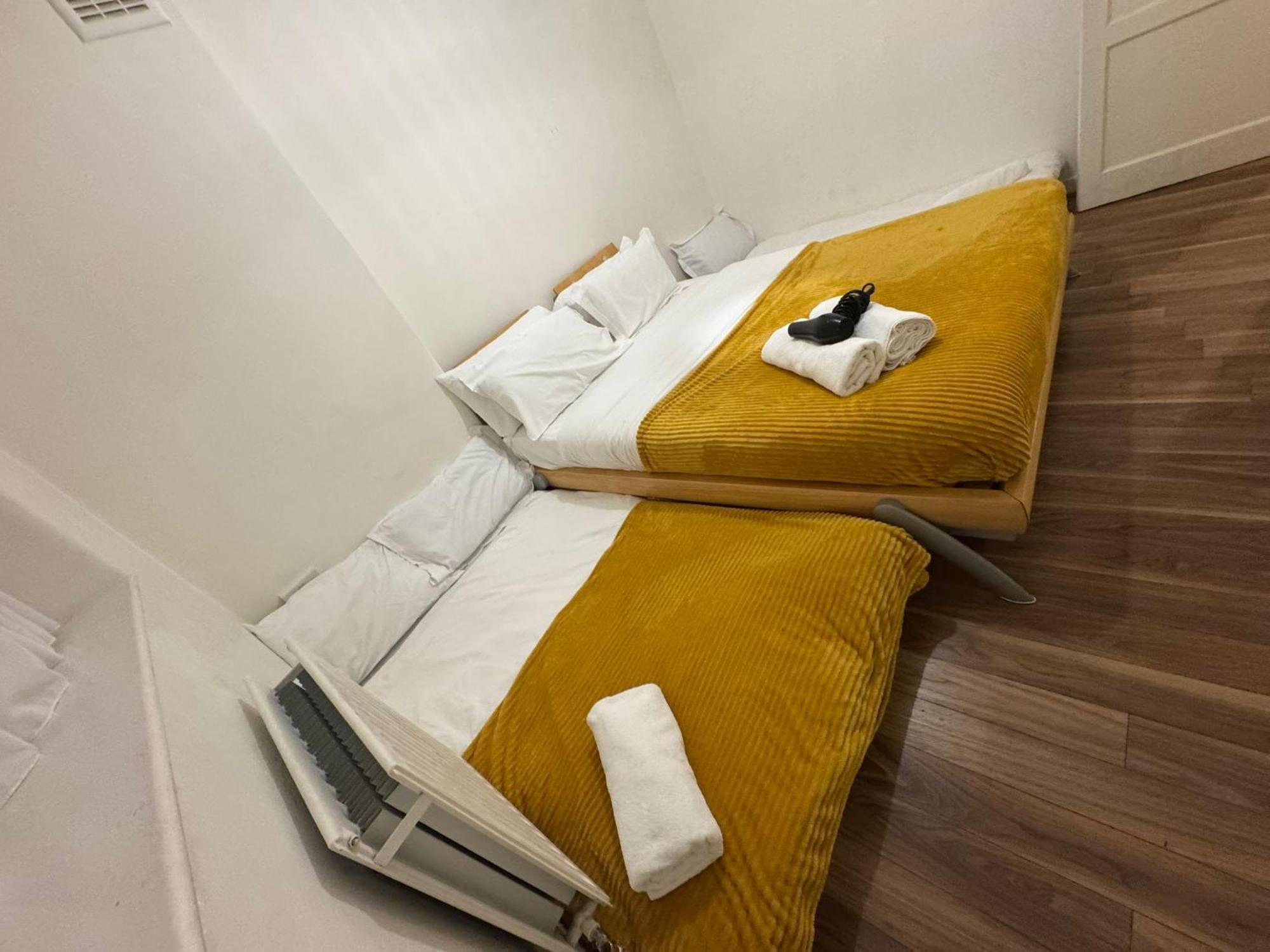Budget Camden In Guest house