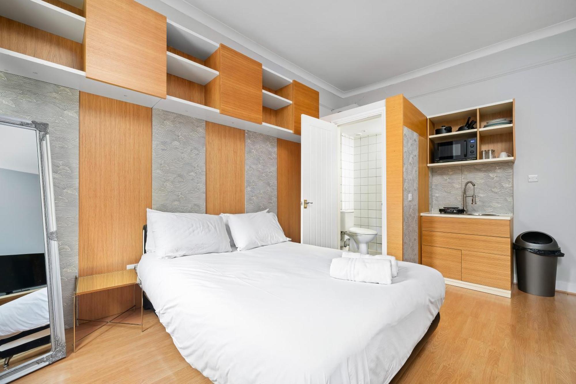 Kensington Modern Apartment London