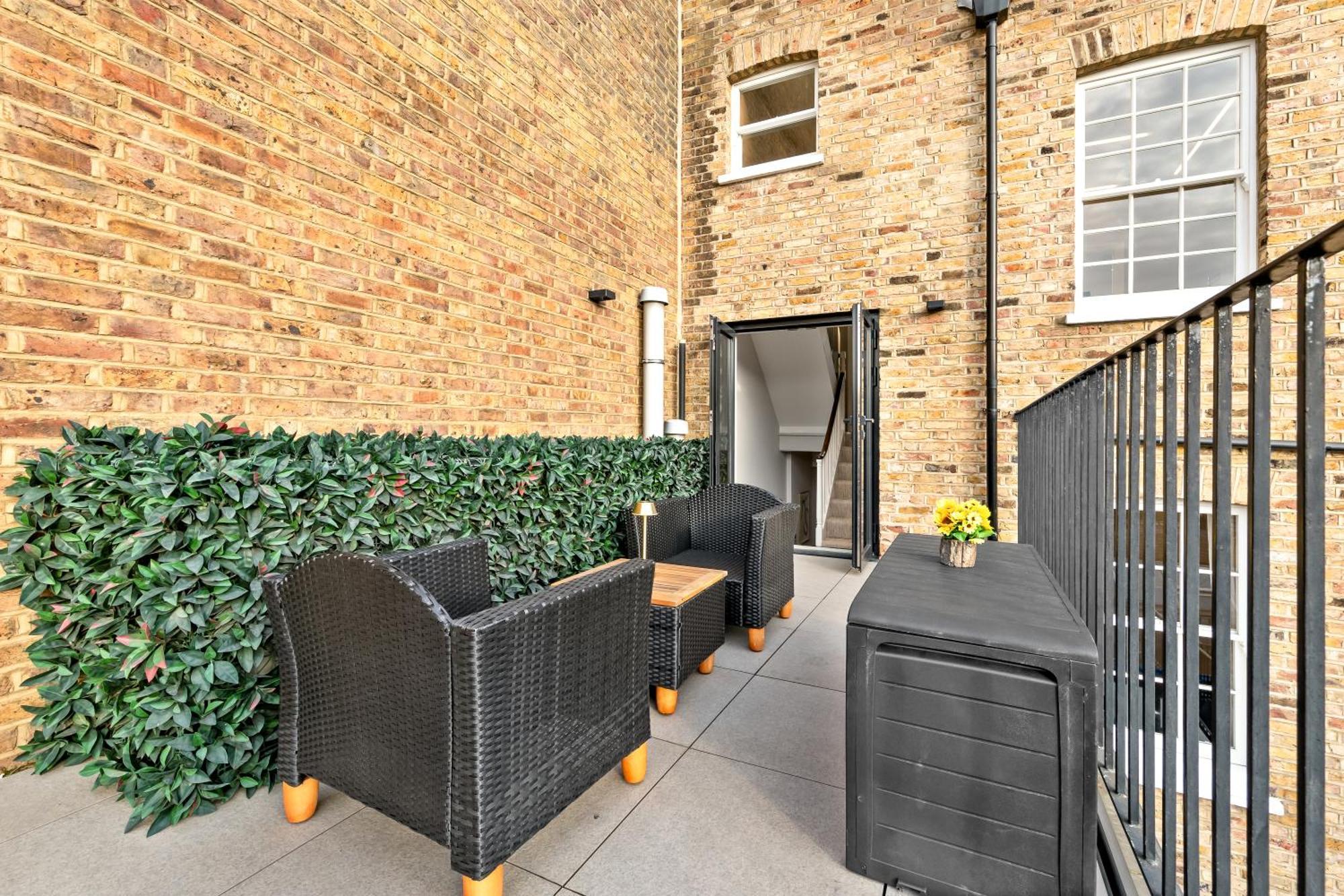 The Chelsea Villa *