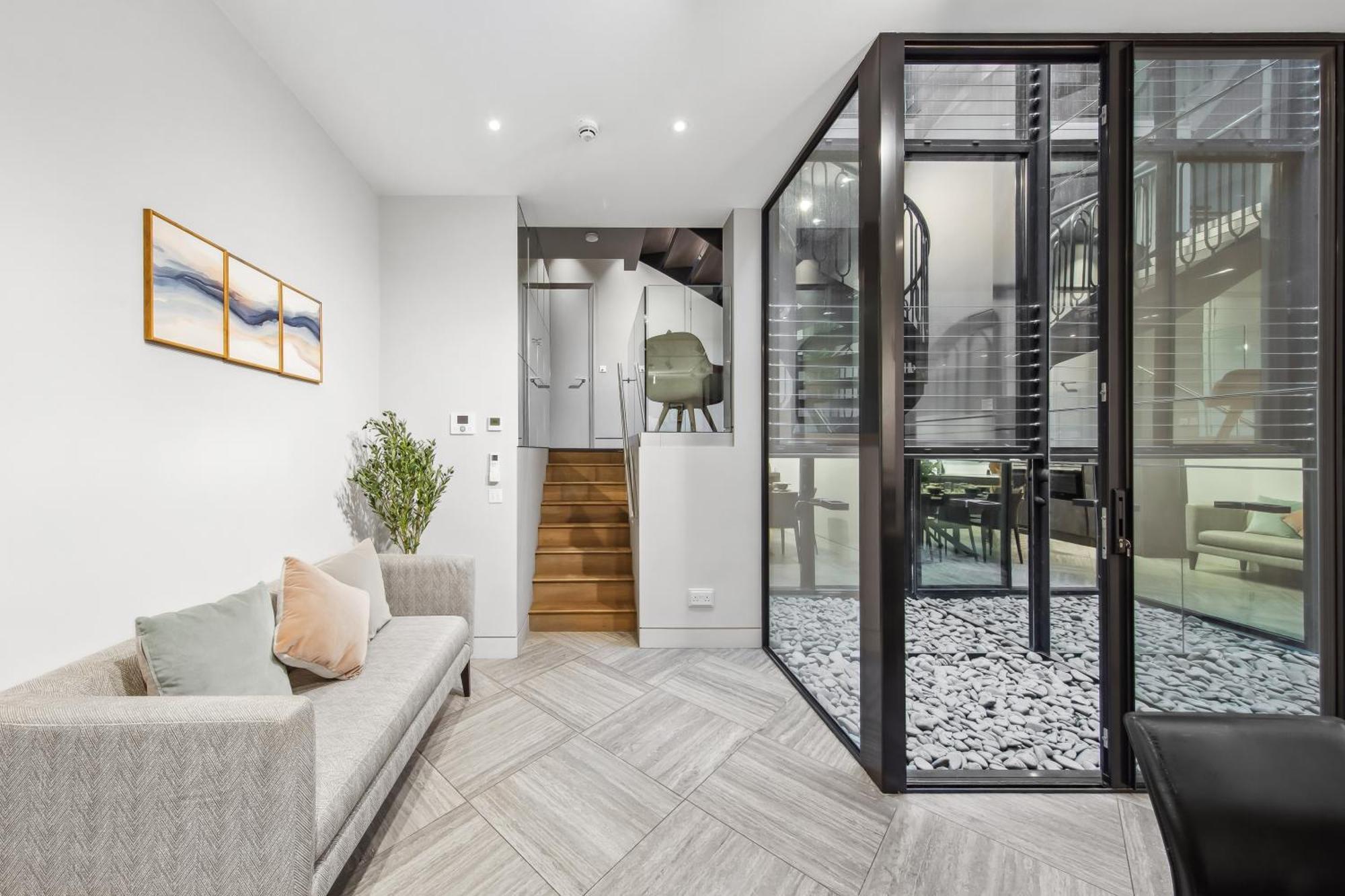 The Chelsea Villa *