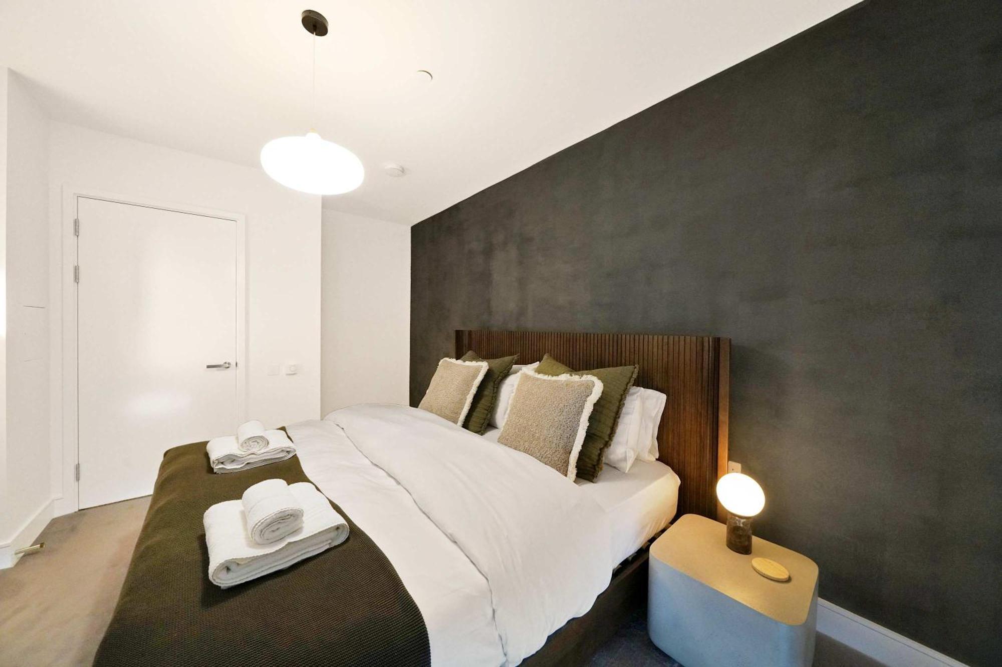 Apartment Rosso 2br & Views London