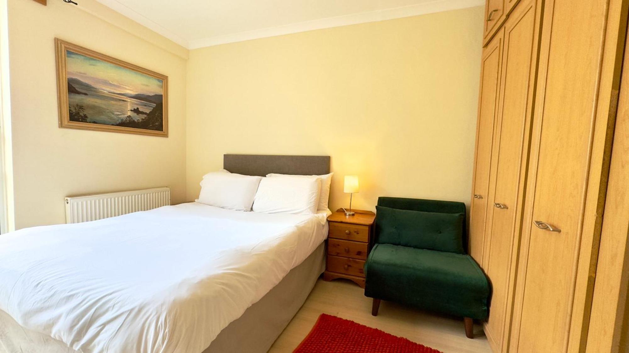 The Queens Palace 1 Bedroom By Wild Apartment *