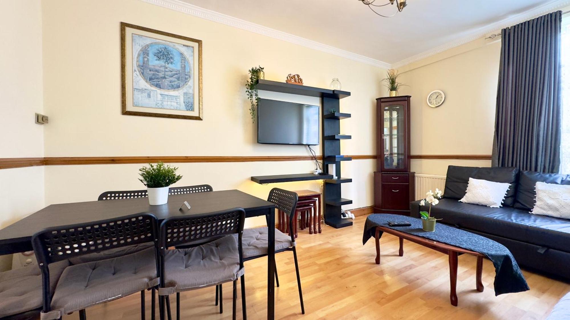 Apartment The Queens Palace 1 Bedroom By Wild London