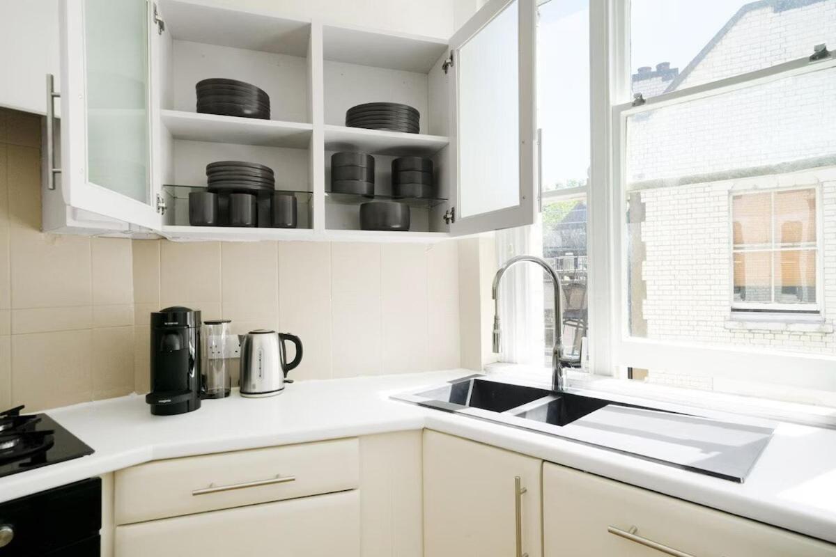 Apartment Huge 2 Bedrooms 3 Beds! Covent Gdn 3 Min To Subway