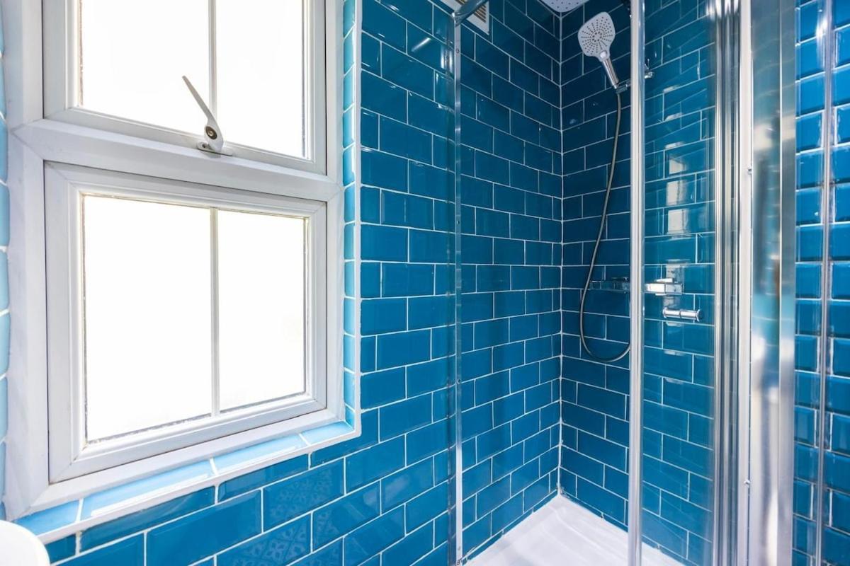 Apartment Stylish 2-bedroom In The Aldgate
