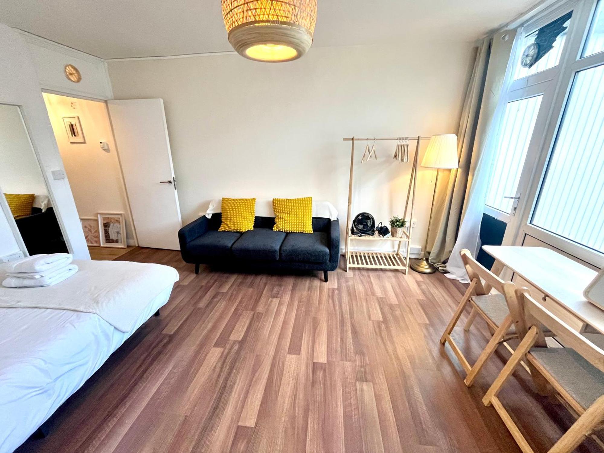Studio33 London