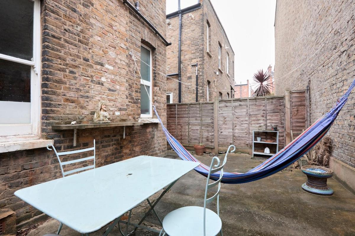 Apartment Unique & Charming 2 Bedroom Flat London
