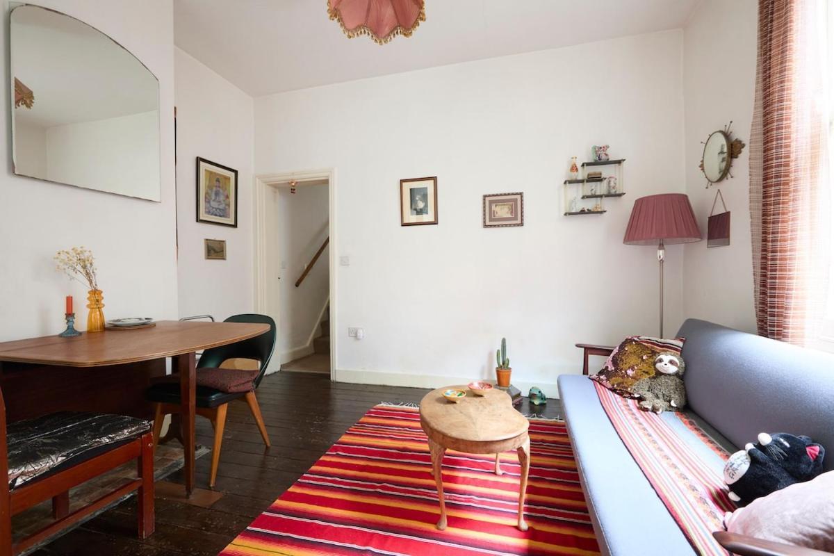 Unique & Charming 2 Bedroom Flat Apartment London