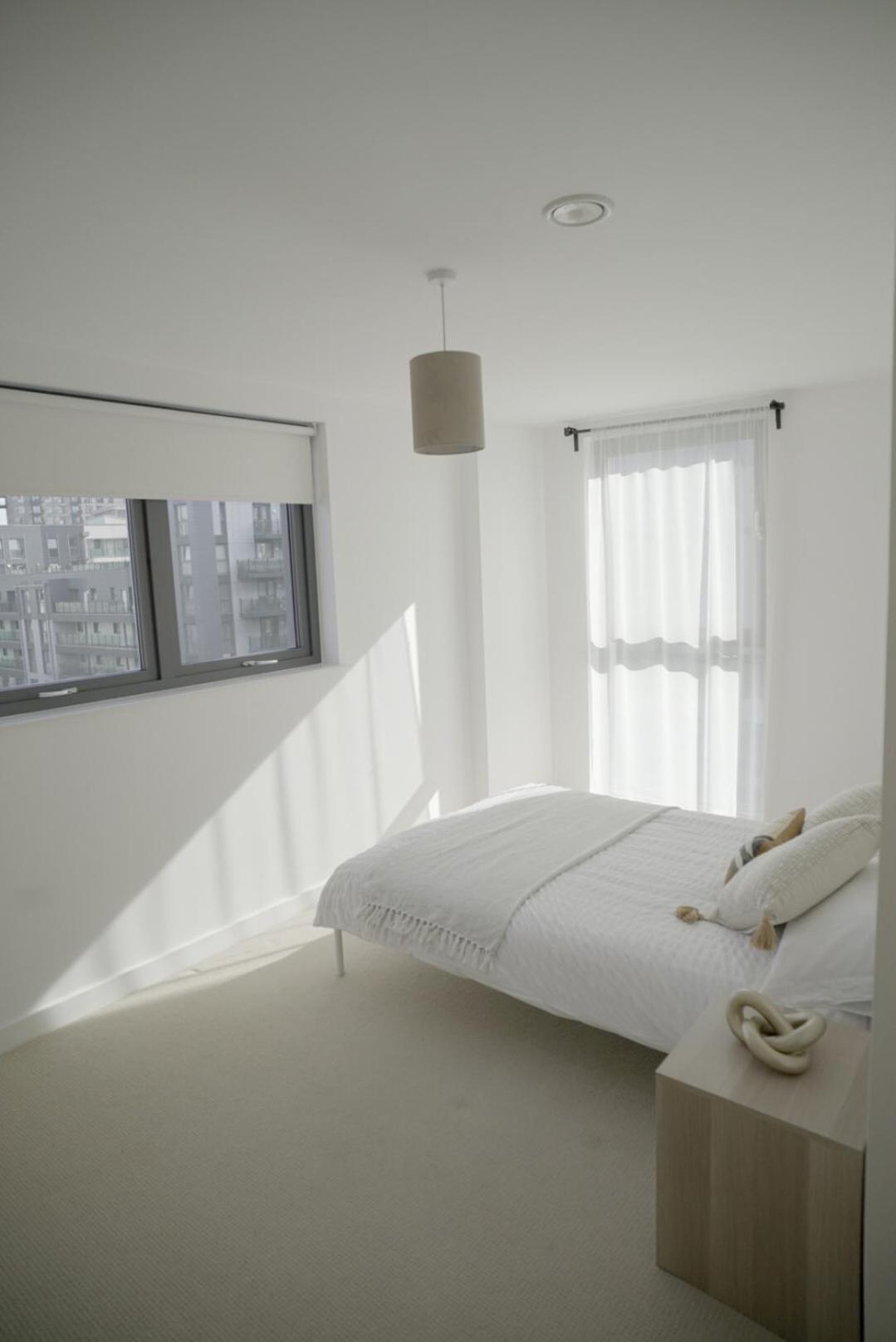 Stylish & Spacious 2-bed In Hale Village - Perfect For Your Stay! * London