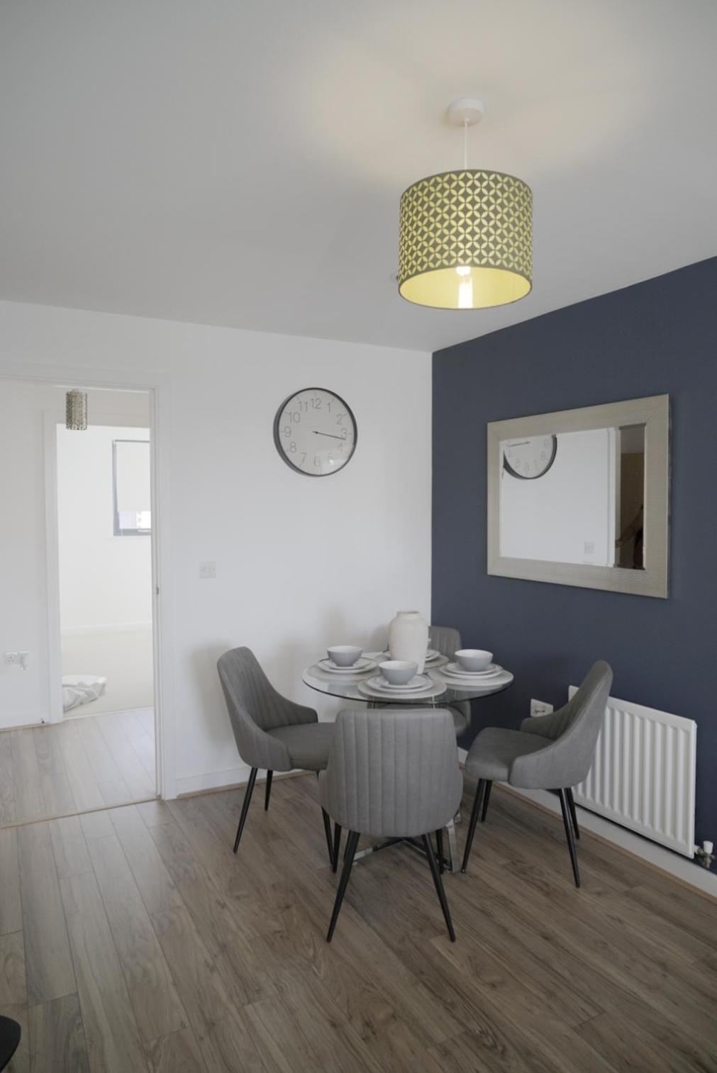Stylish & Spacious 2-bed In Hale Village - Perfect For Your Stay! Apartment *