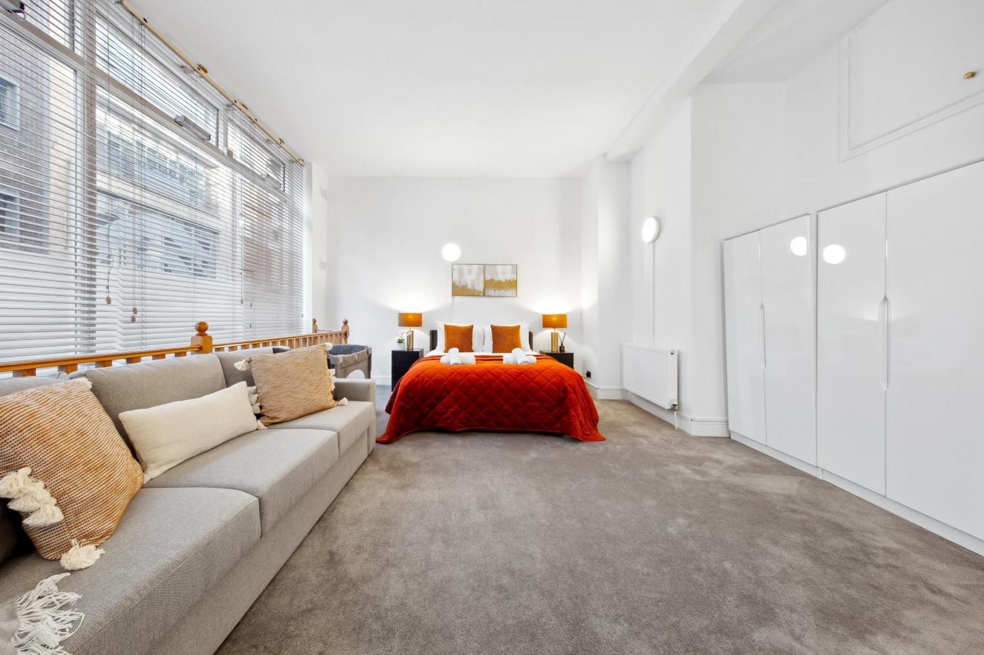 Modern 2 Bed Flat - Near Farringdon & Old Street Station - Apartment *