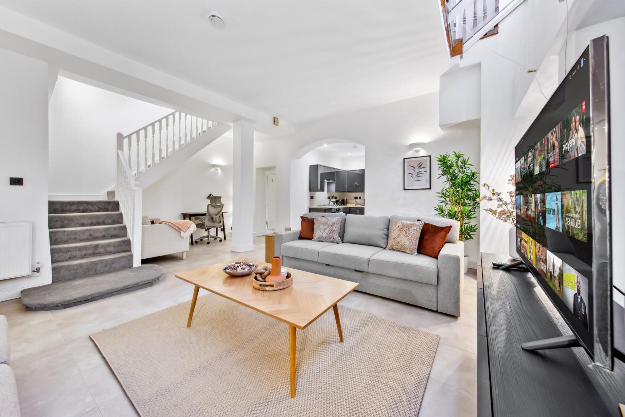 Modern 2 Bed Flat - Near Farringdon & Old Street Station - Apartment London