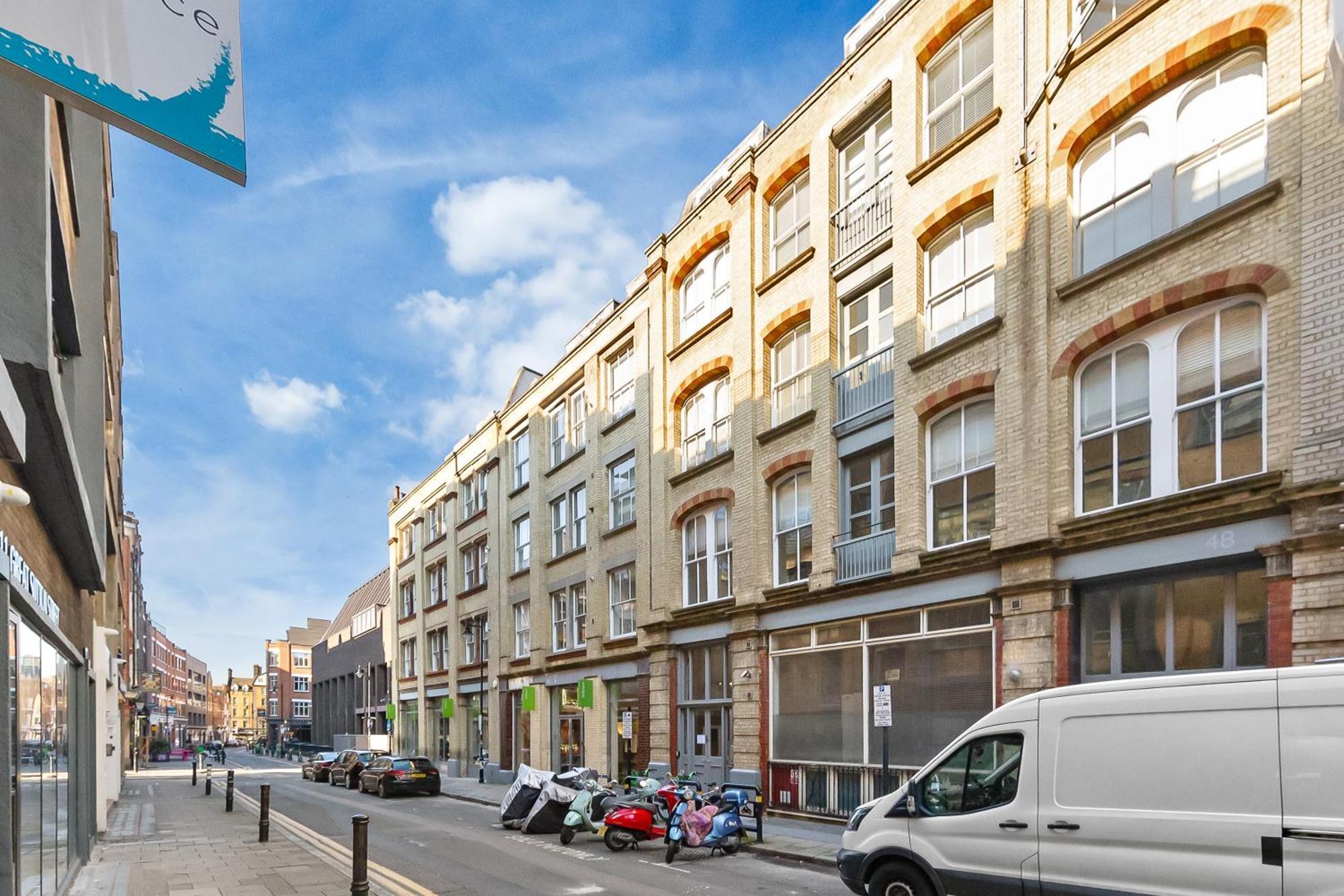Modern 2 Bed Flat - Near Farringdon & Old Street Station - Apartment
