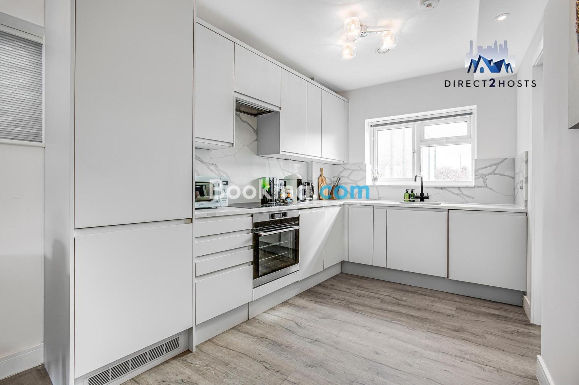 Exclusive Deals ! Last-minute Reserve ! Modern And Stylish Two Bedroom By Direct2hosts With Great Location! W3 7lu, United Kingdom ! By Nancy Short Lets & Serviced Accommodation! *