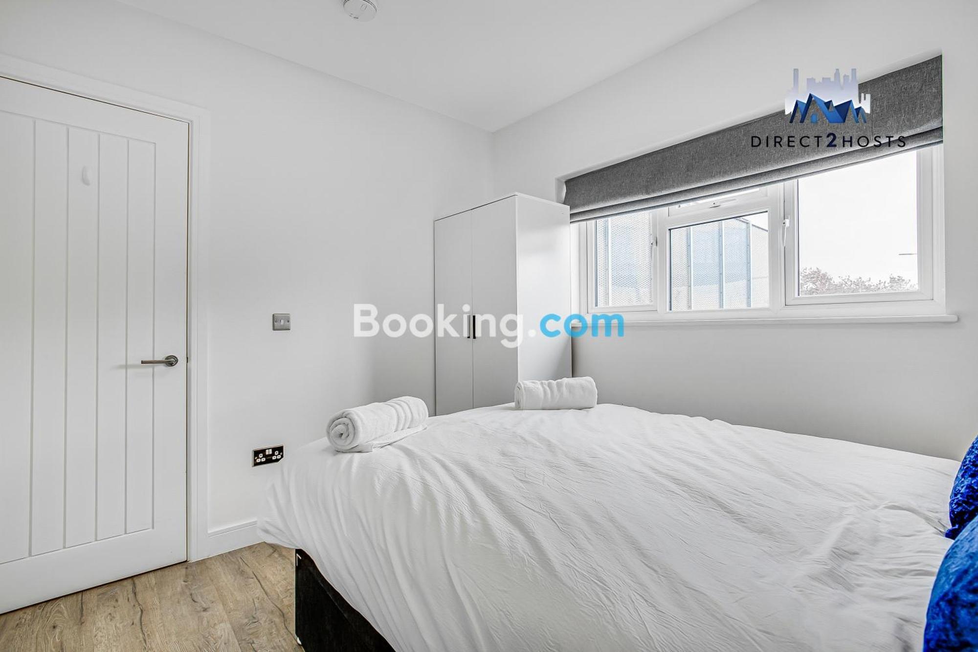 Apartment Exclusive Deals ! Last-minute Reserve ! Modern And Stylish Two Bedroom By Direct2hosts With Great Location! W3 7lu, United Kingdom ! By Nancy Short Lets & Serviced Accommodation!