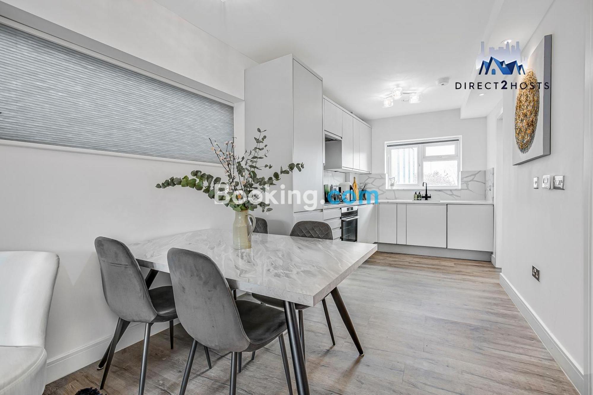 Exclusive Deals ! Last-minute Reserve ! Modern And Stylish Two Bedroom By Direct2hosts With Great Location! W3 7lu, United Kingdom ! By Nancy Short Lets & Serviced Accommodation! Apartment London