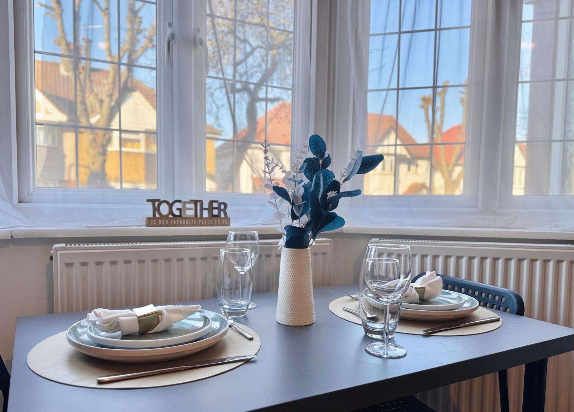 Apartment Lovely 30min To *