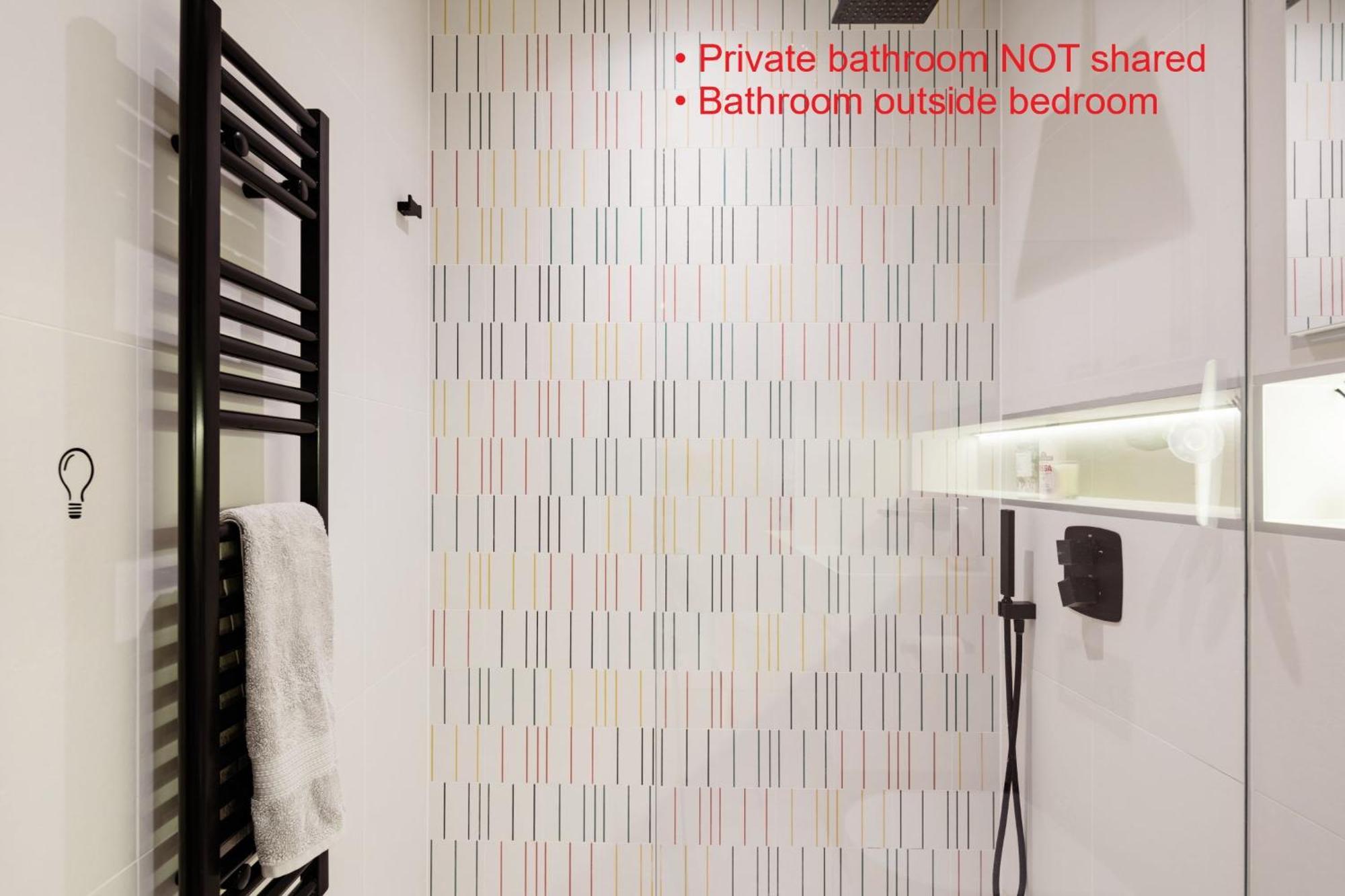Modern & At Charing Cross Apartment London