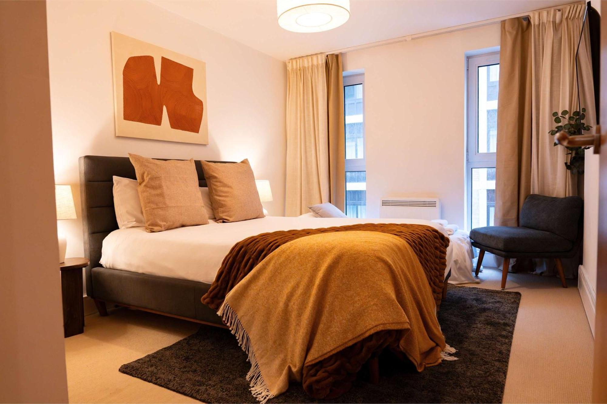 Madestays Premium Tower Hill Serviced