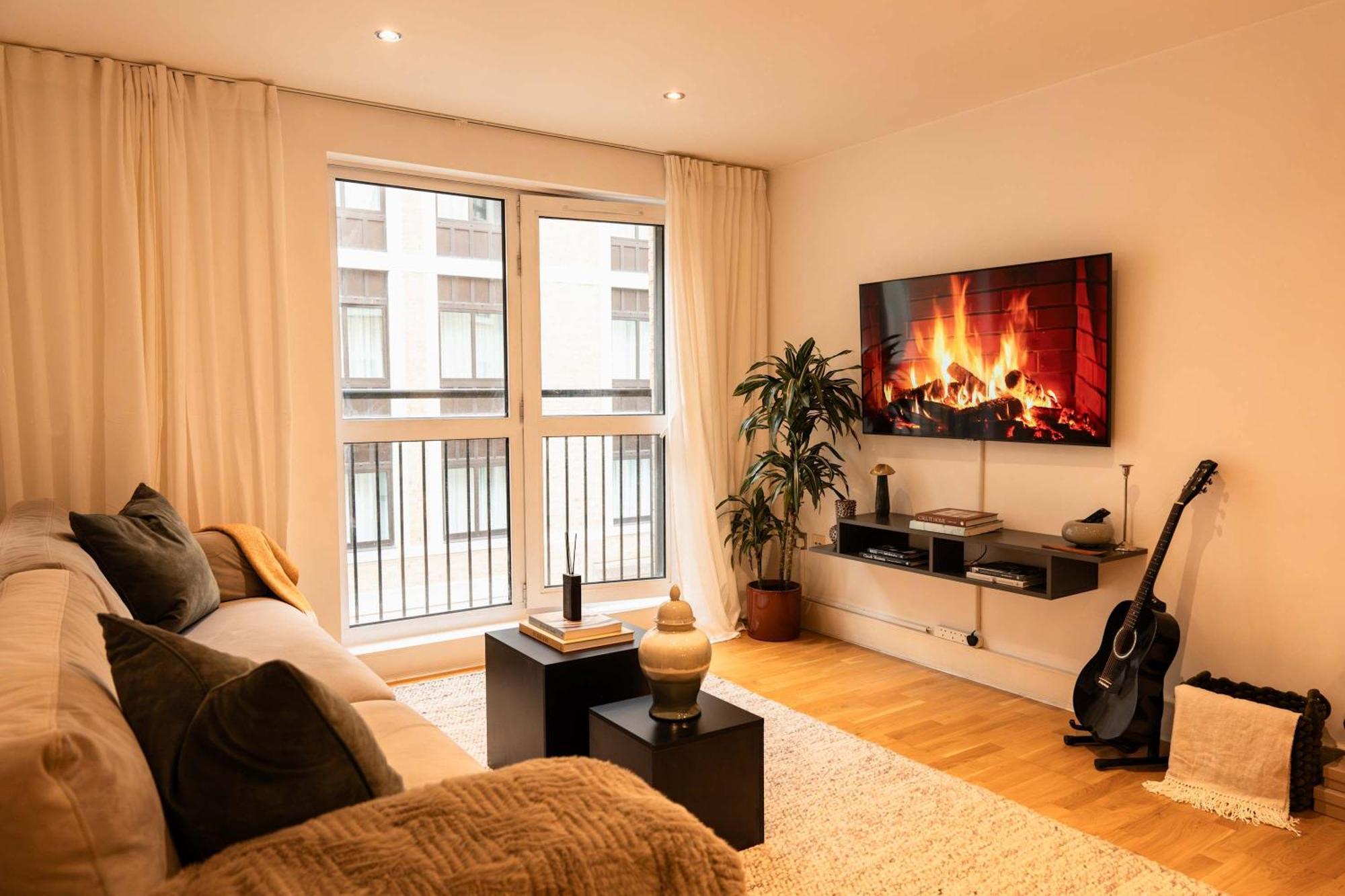 Madestays Premium Tower Hill Serviced Apartment
