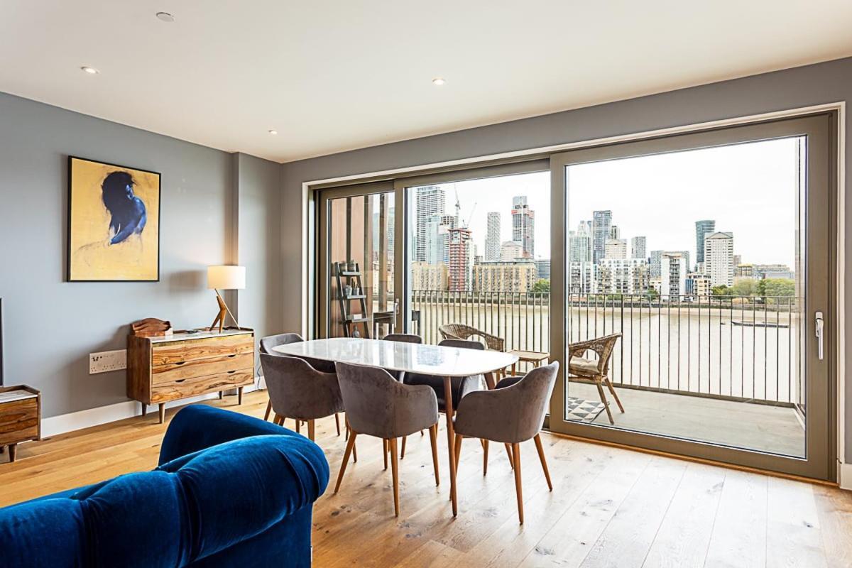 Stunning Surrey Quays Flat Apartment *