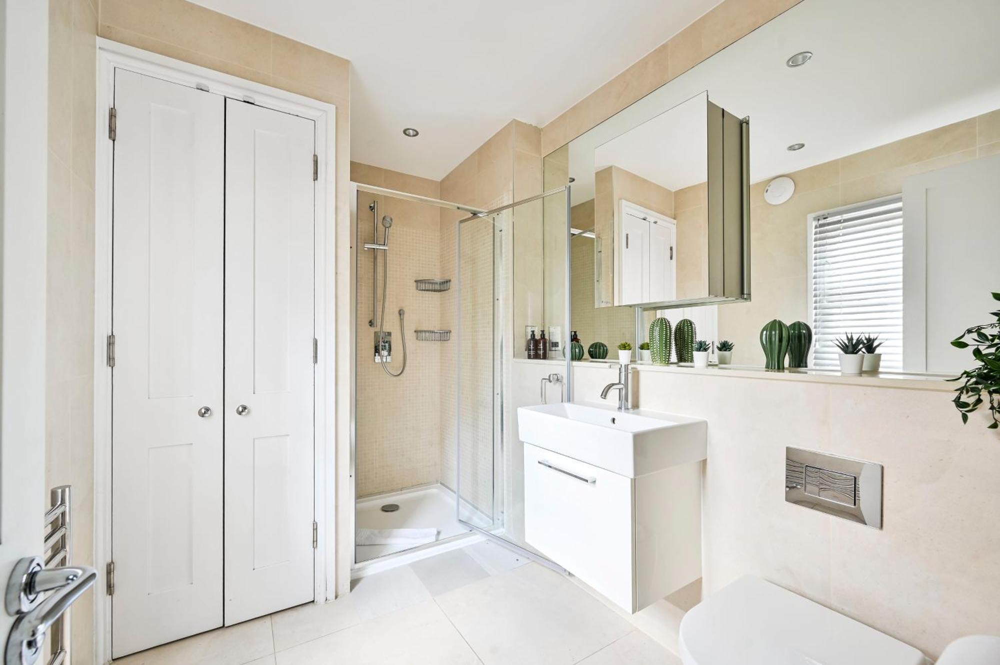 Spacious Fitzrovia 3 Bed *