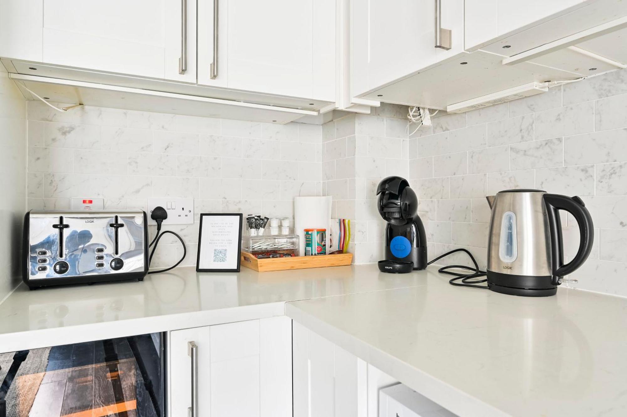 Hidden Gem On Grand Union Canal Apartment *