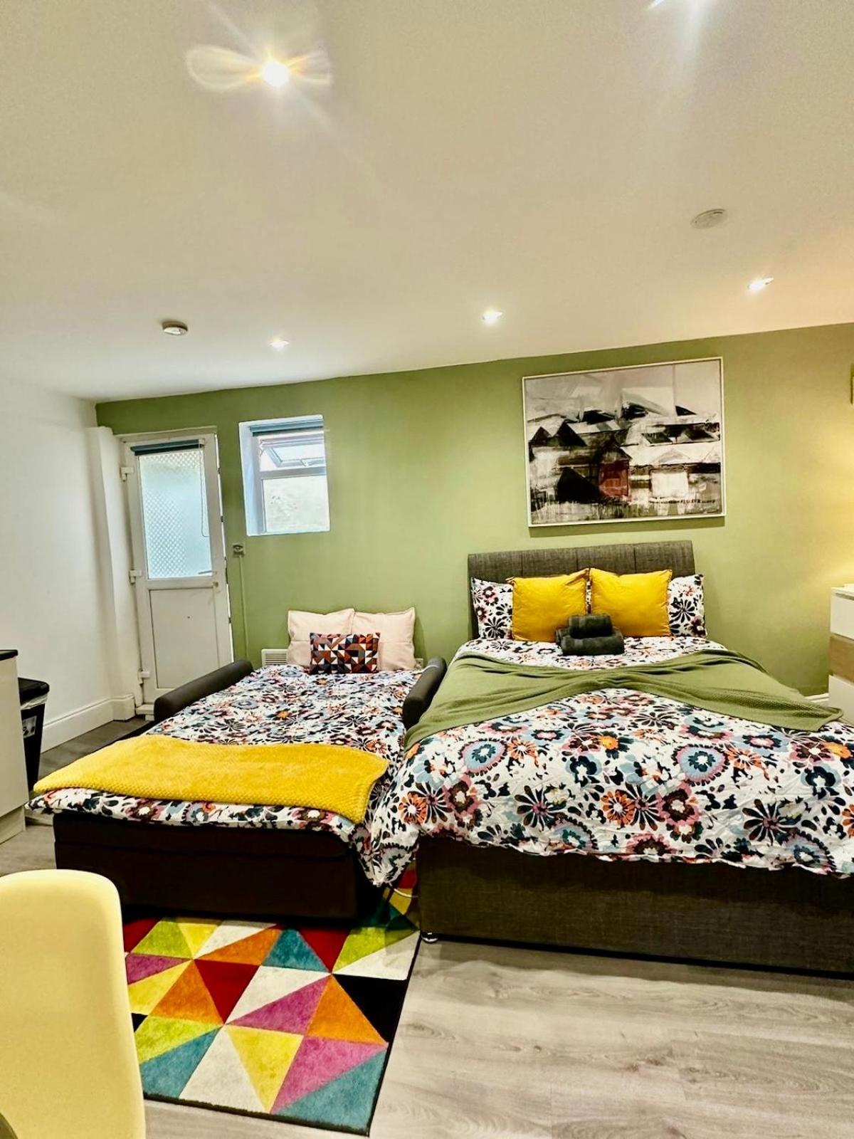 Tower Bridge Bermondsey Apartment London