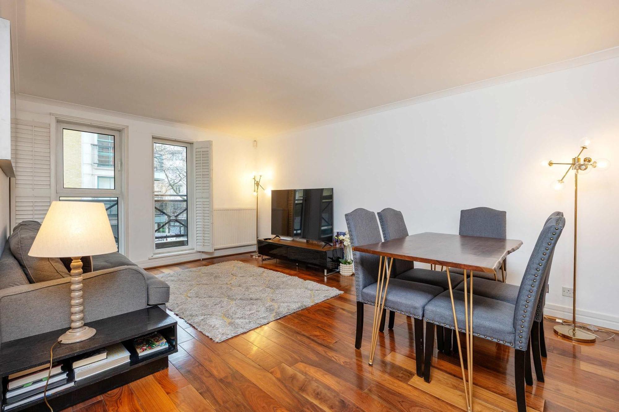 Stunning In Fashionable Marylebone Apartment