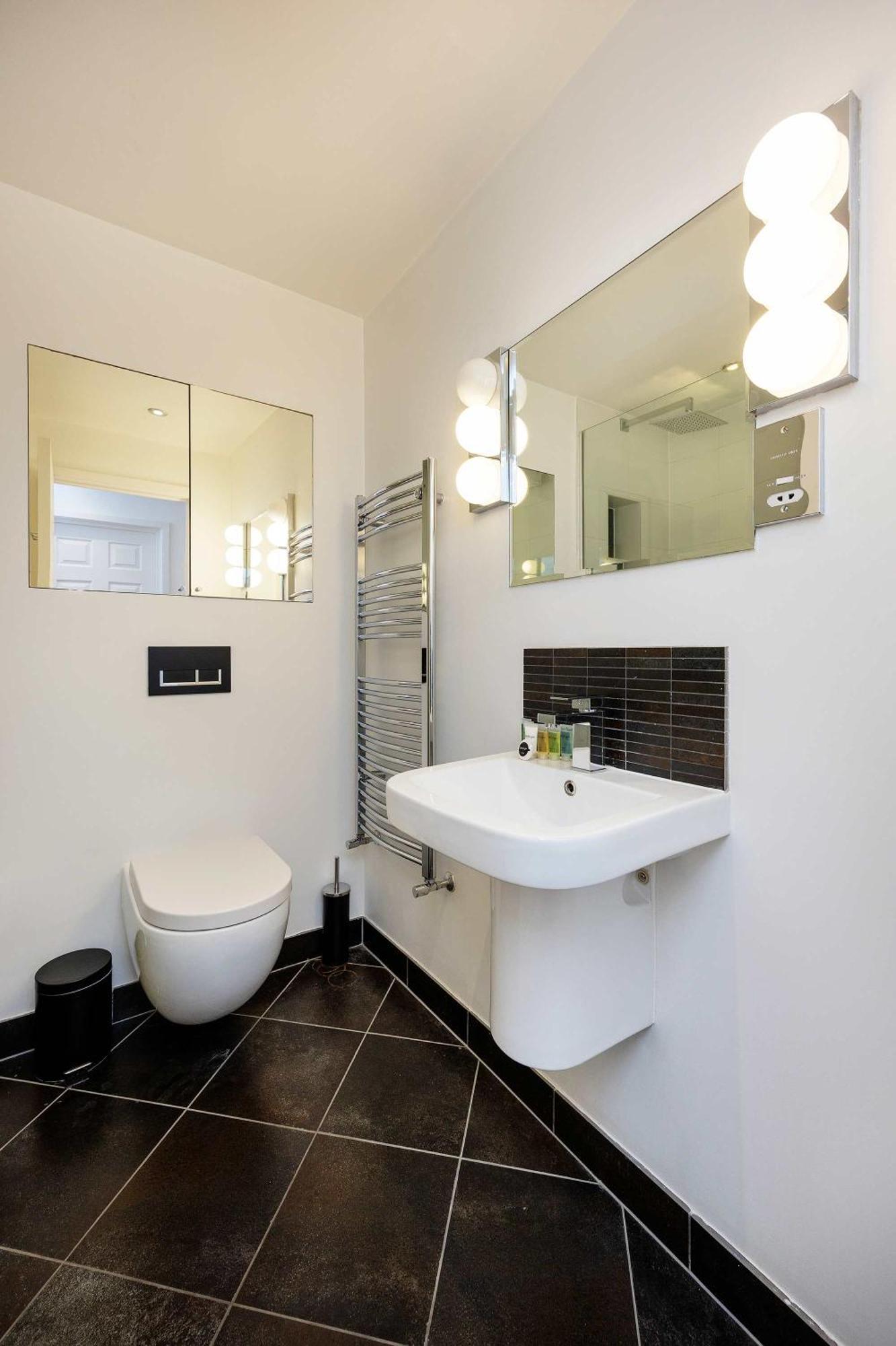 Stunning In Fashionable Marylebone Apartment *