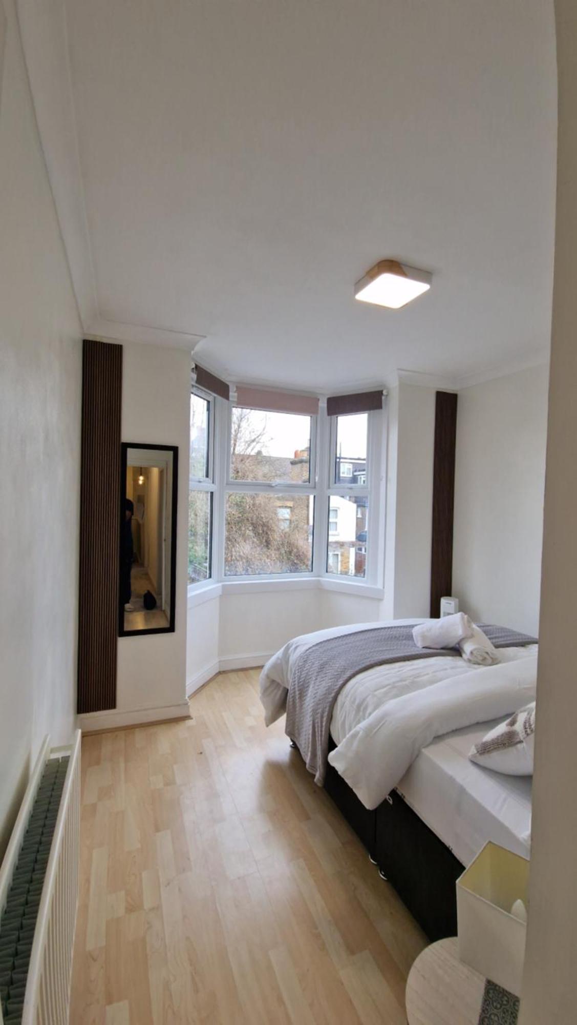 Luxury Near Tube Station London