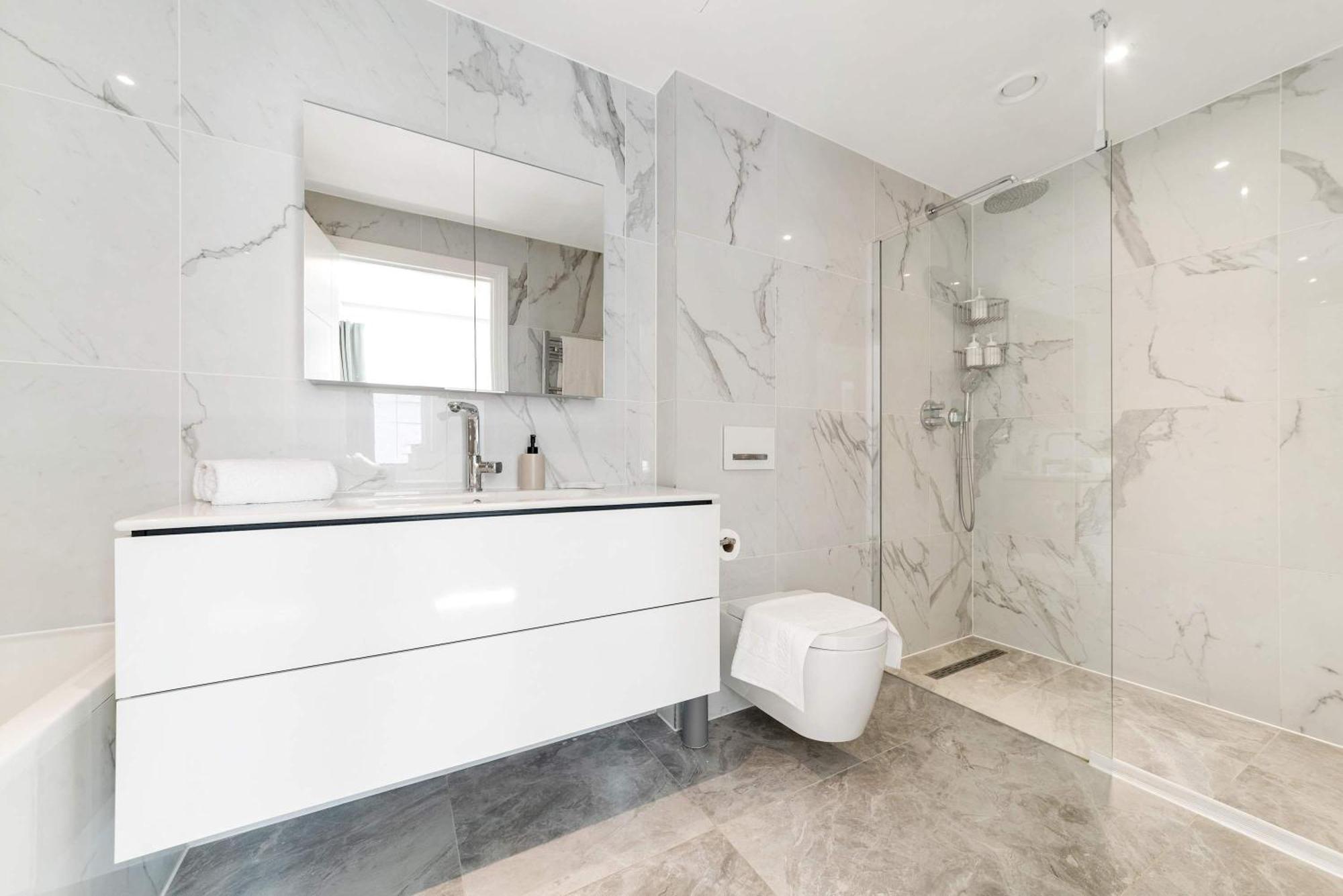 Madestays Premium Knightsbridge Townhouse London