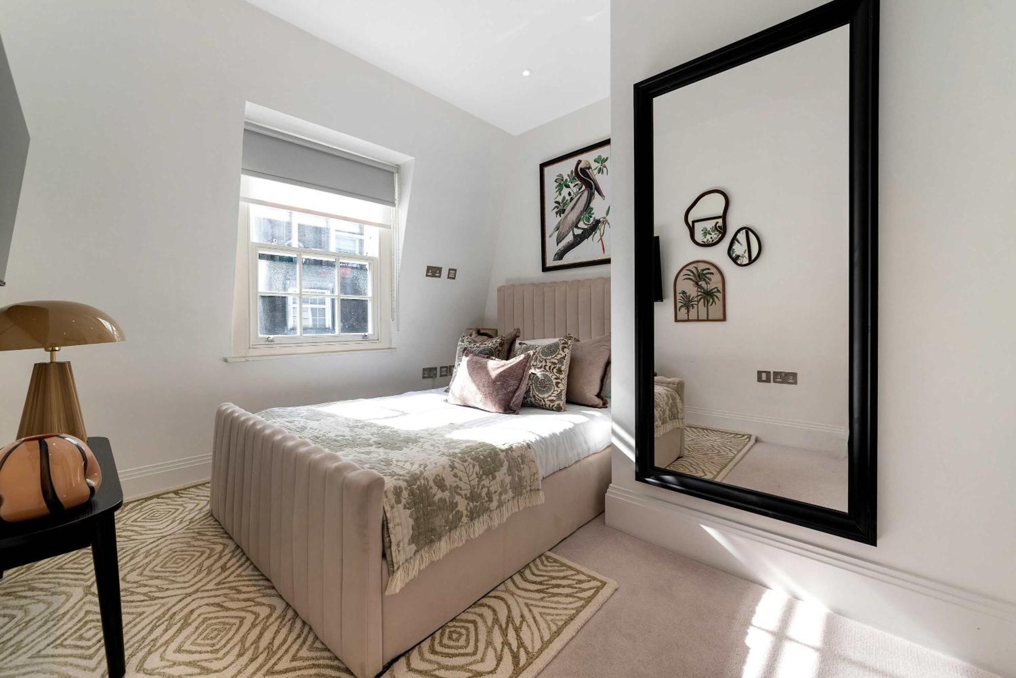 Madestays Premium Knightsbridge Townhouse London