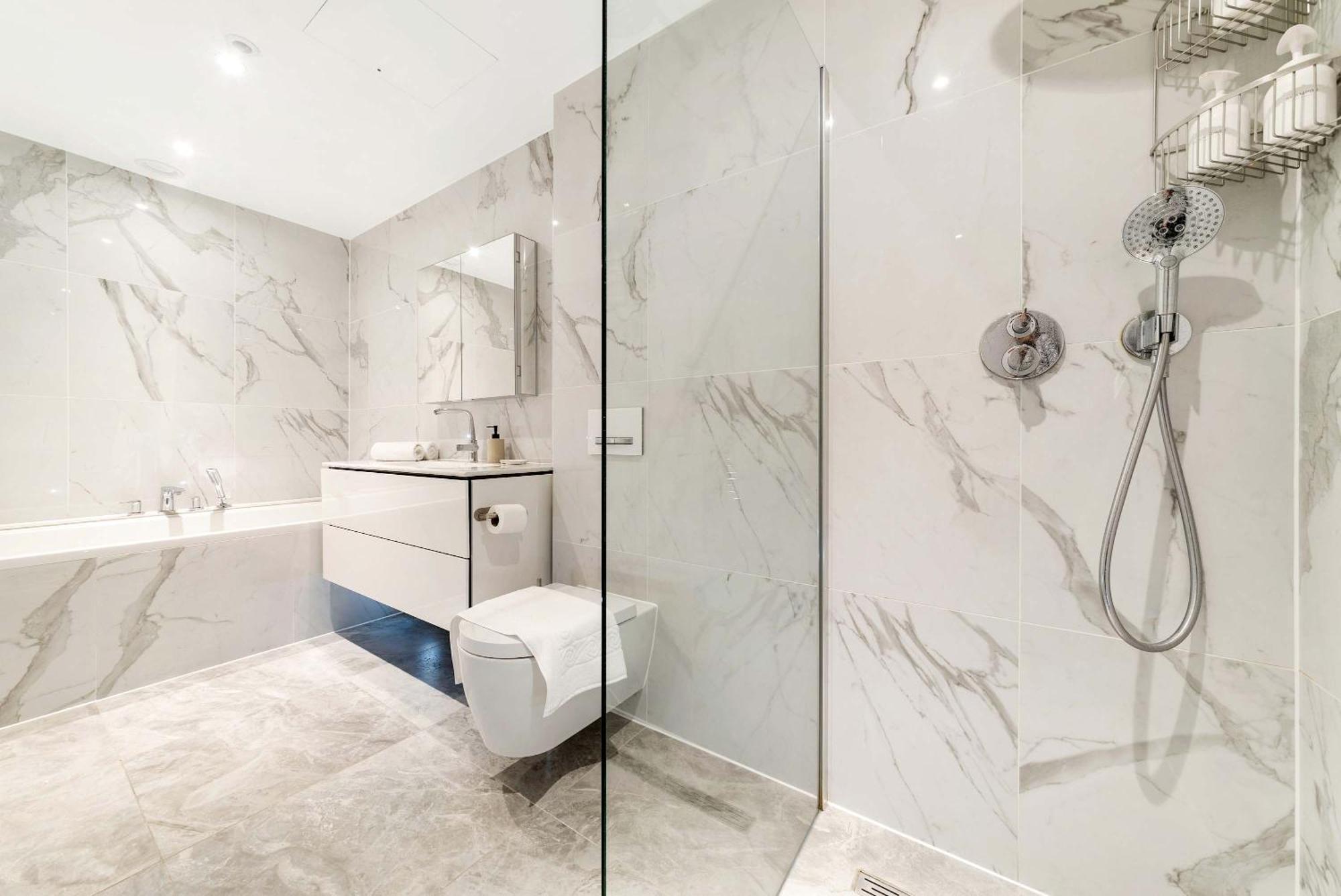 Madestays Premium Knightsbridge Townhouse London