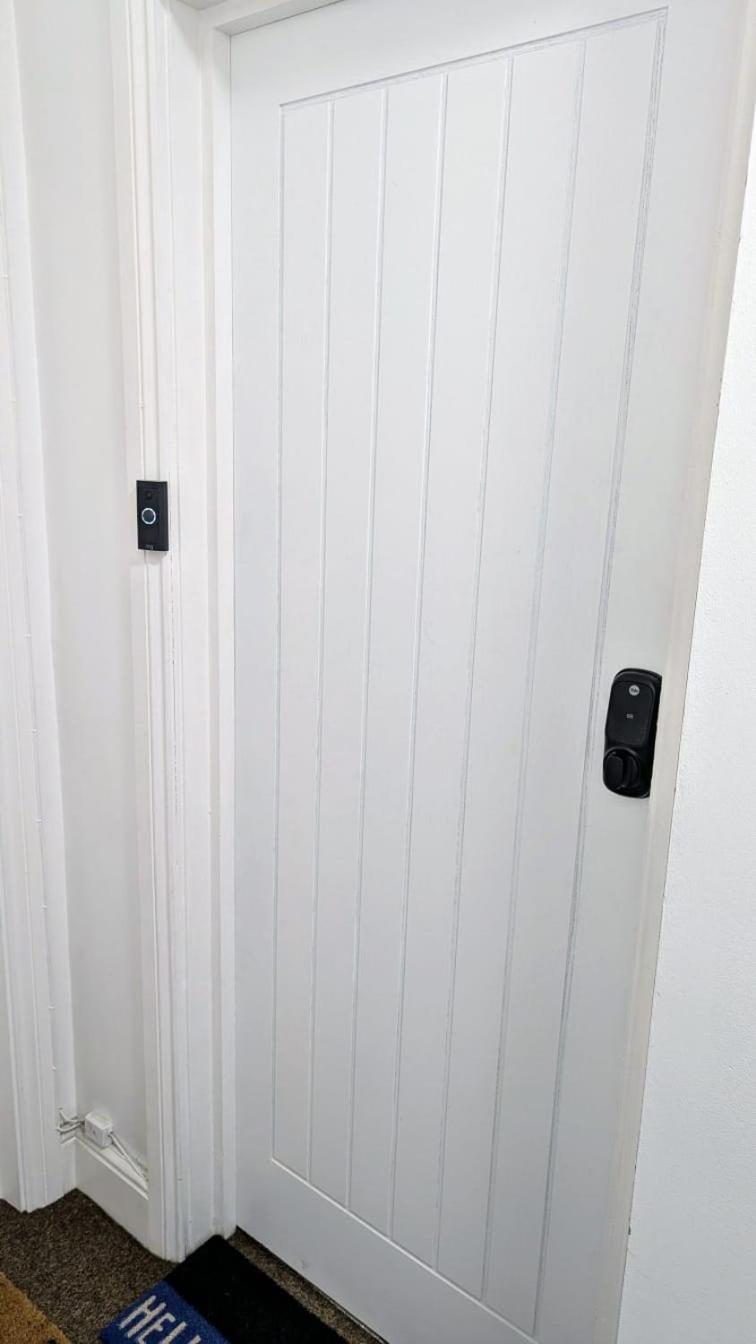 Apartment Luxury & Stylish Ground Floor 1bed Apartment, 5 Minutes Walk To Crystal Palace Train Station *