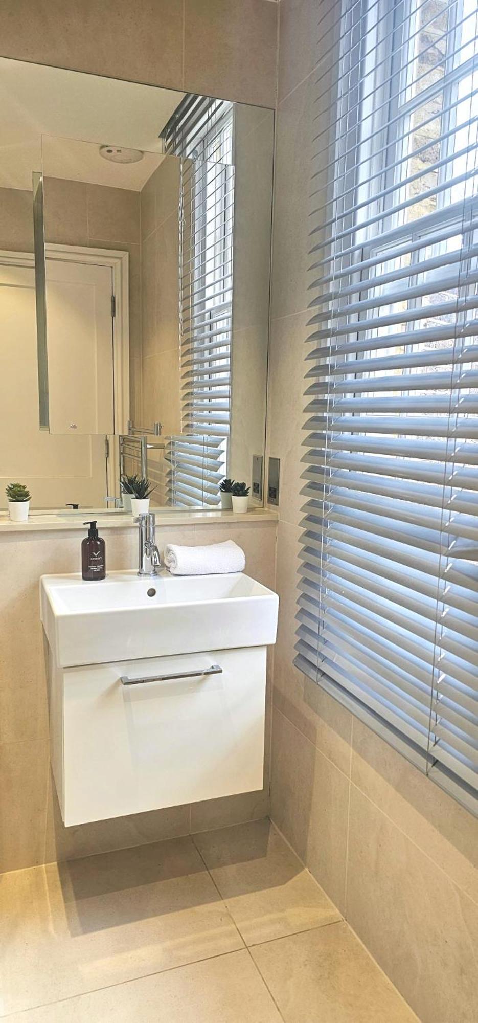 Apartment Spacious Fitzrovia 3 Bed