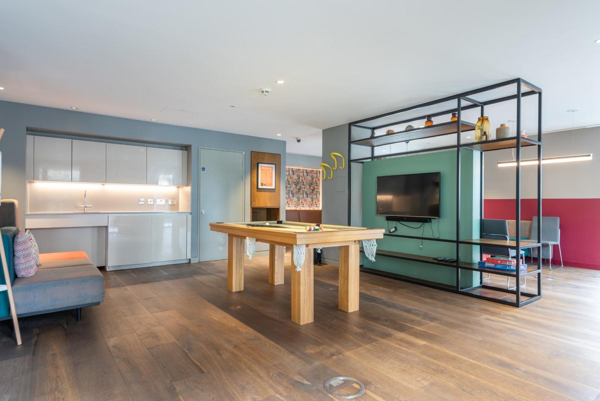 Montana - Modern Comfort & Prime Location Apartment London